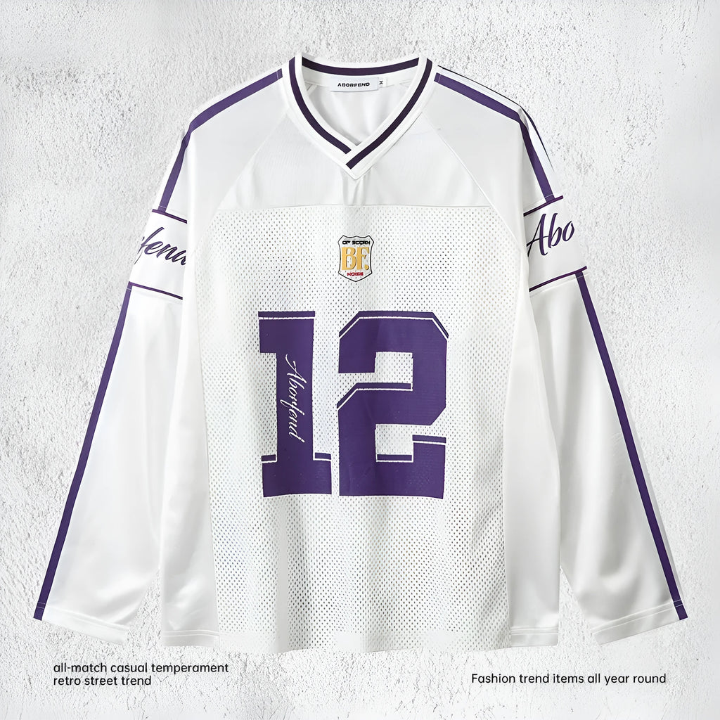 Long-sleeved t-shirt with digital print contrast colour design and V-neck styling in polyester jersey fabric