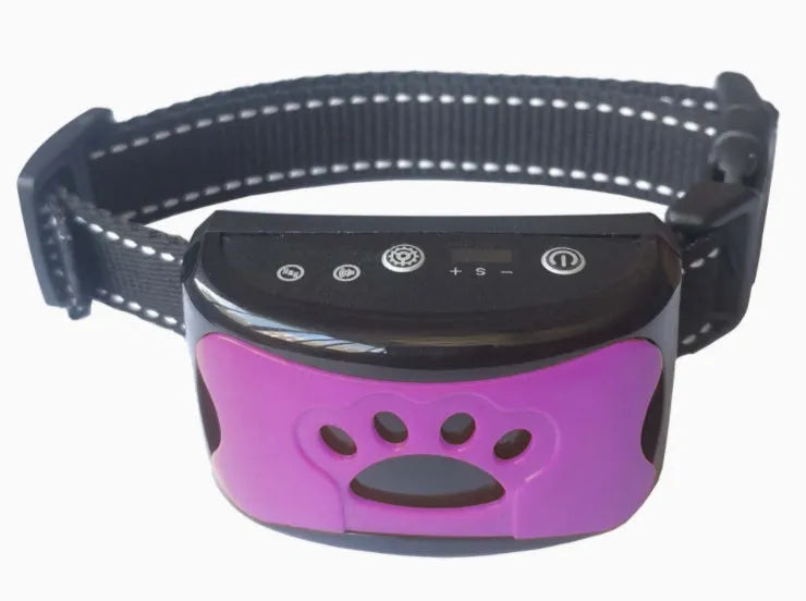 Waterproof rechargeable dog training collar with remote control in black colour, adjustable 6-35cm neck strap