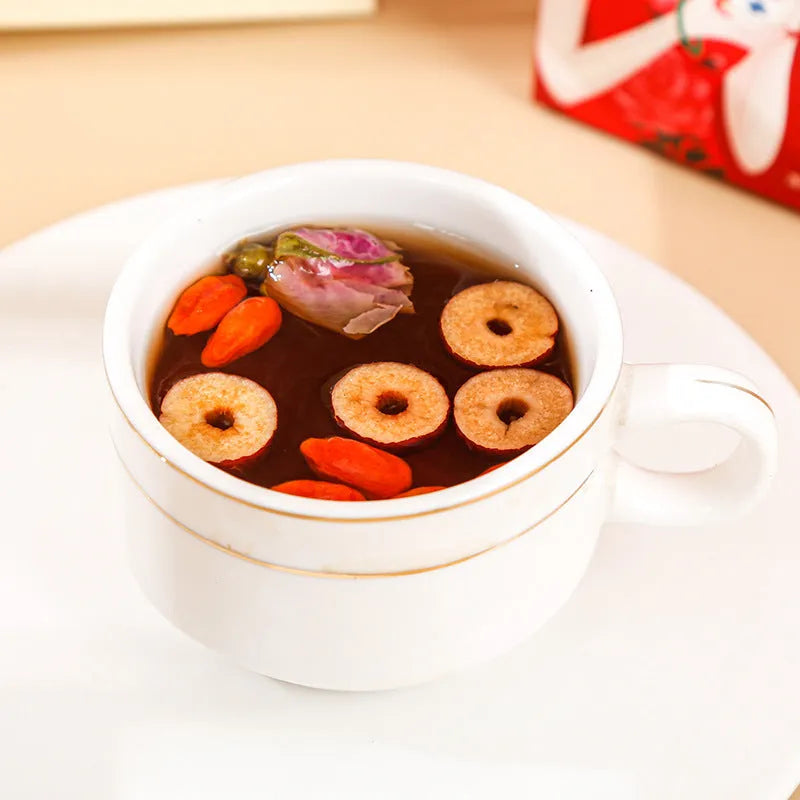 Box of Yuantang brown sugar ginger and jujube herbal tea bags with traditional ingredients