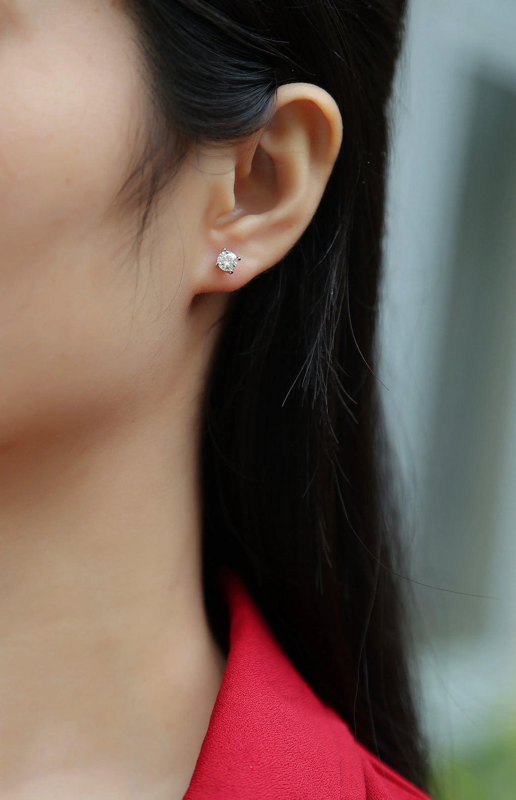 Time Imprint 0.5-carat moissanite stud earrings set in platinum-plated S925 silver with gift box and GRA certificate