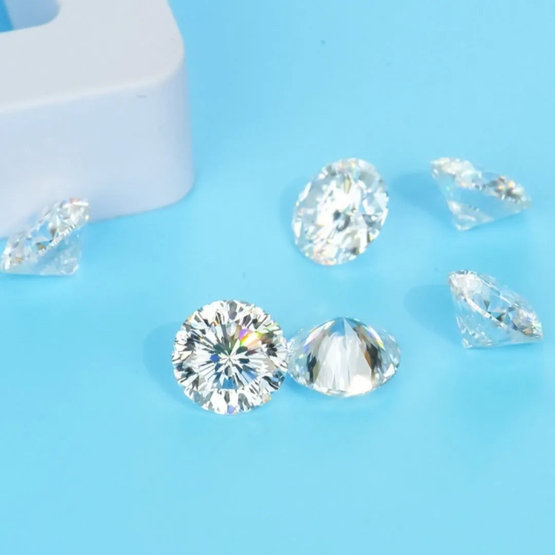 Round moissanite gem stone showing eight hearts and eight arrows cut pattern