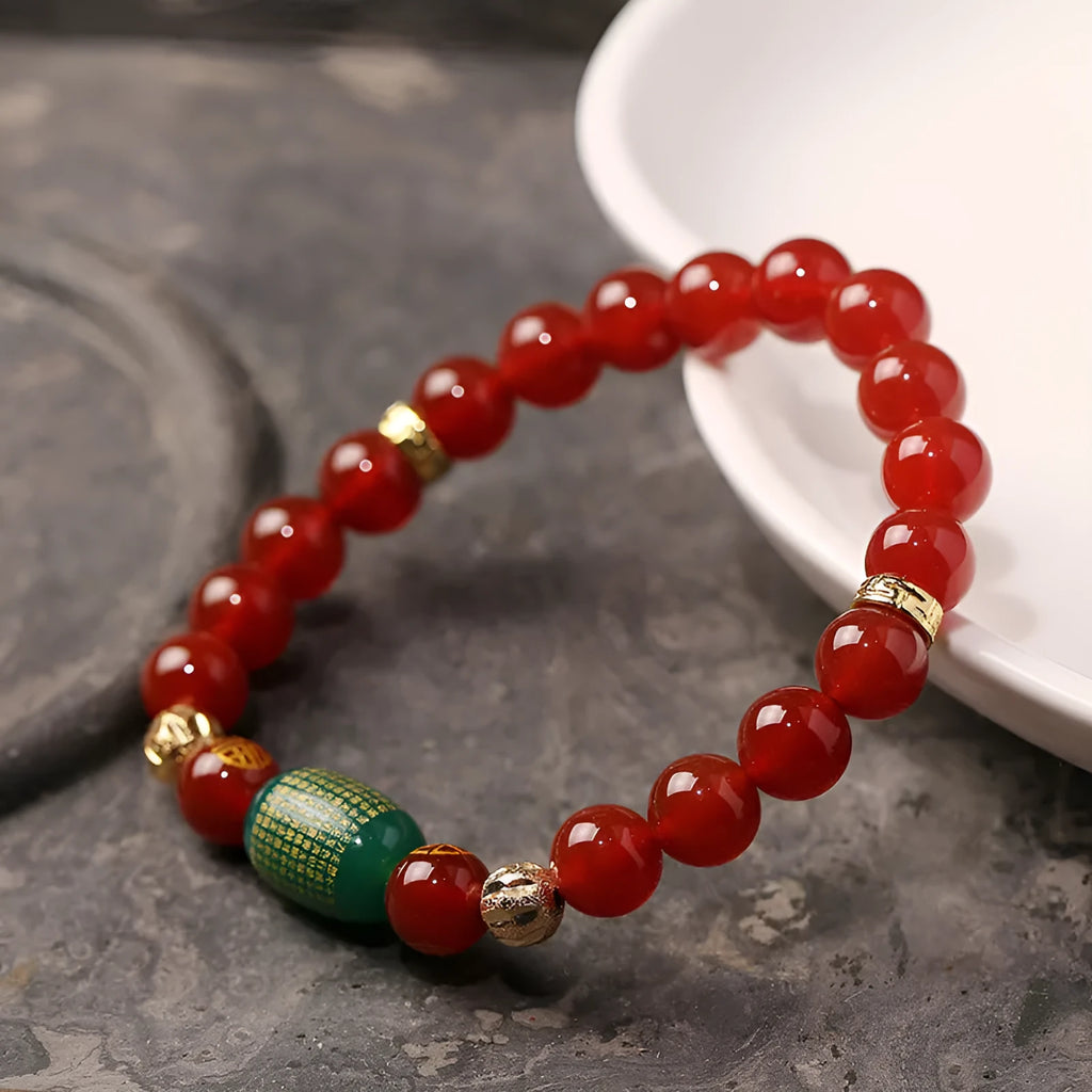Red or green agate Guanyin Buddhist prayer bracelet with auspicious patterns