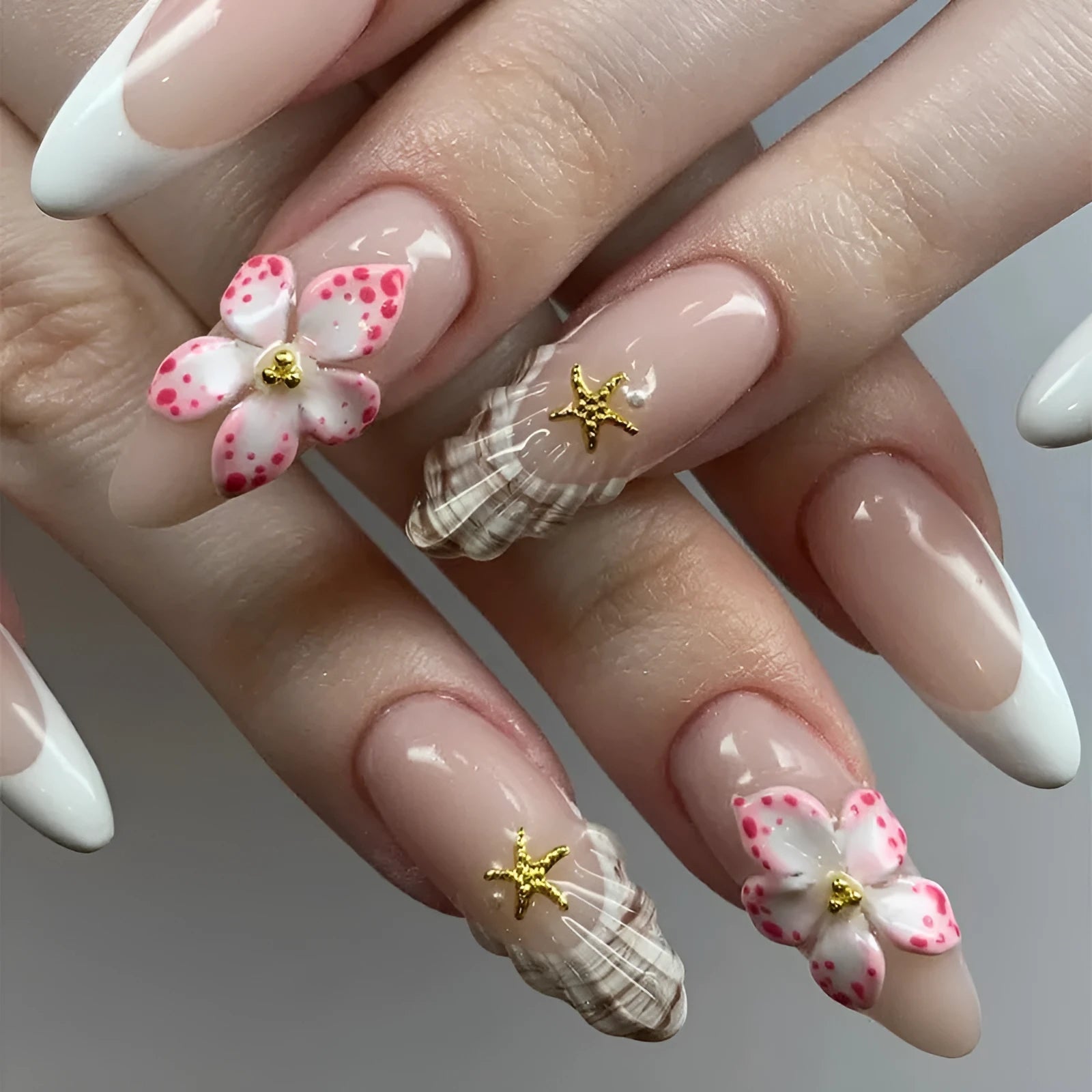 French style artificial fake nails with simple flower designs and rock pattern patch accents