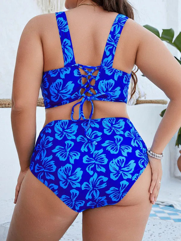 Blue floral patterned split bikini set for women in extended sizes.