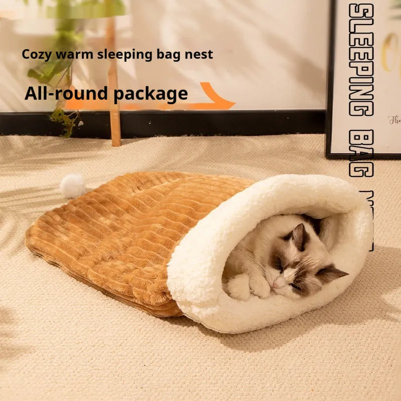 Flannel cat sleeping bag nest measuring 50 × 40 cm in pink Trojan or blue rabbit designs