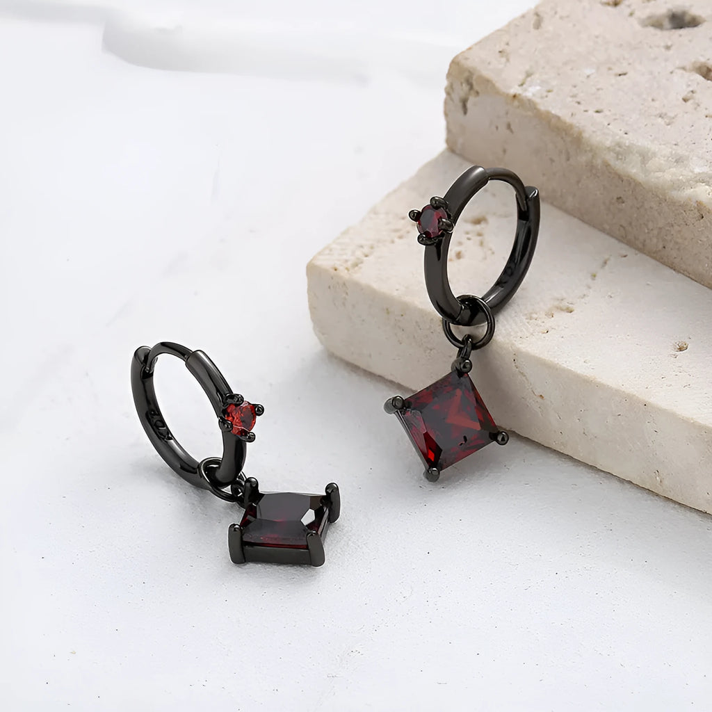 Pair of 925 silver drop earrings with black gold finish, geometric square drill 7mm and 28mm height