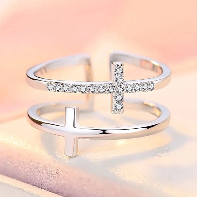 Women's adjustable copper open ring with geometric design and zircon centrepiece