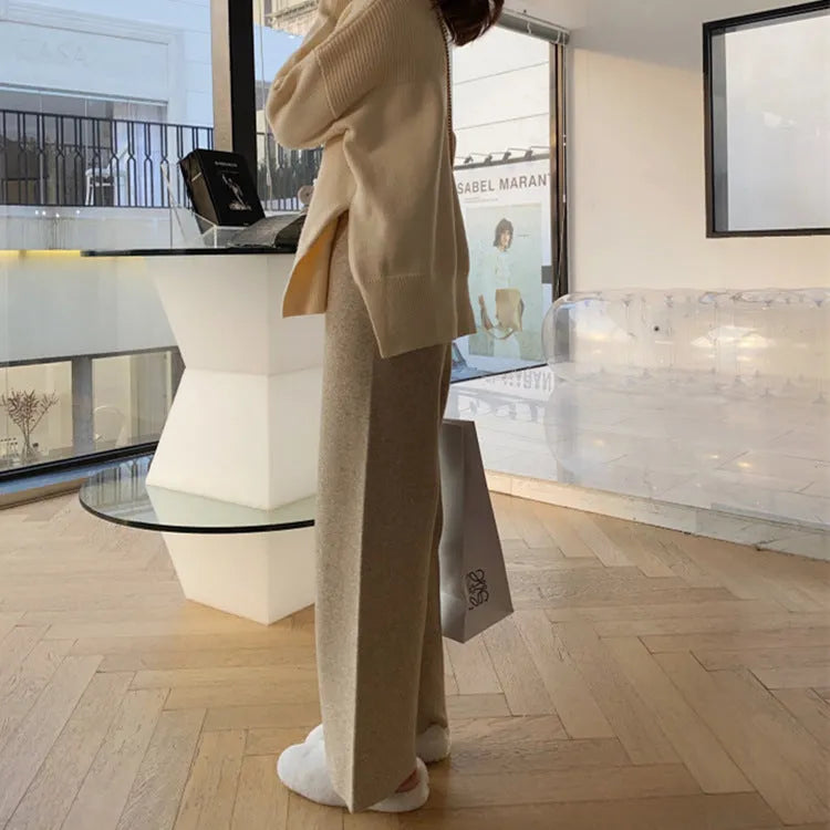 Women's cream white knitted wide-leg trousers with high waist and straight-leg drooping mopping casual style