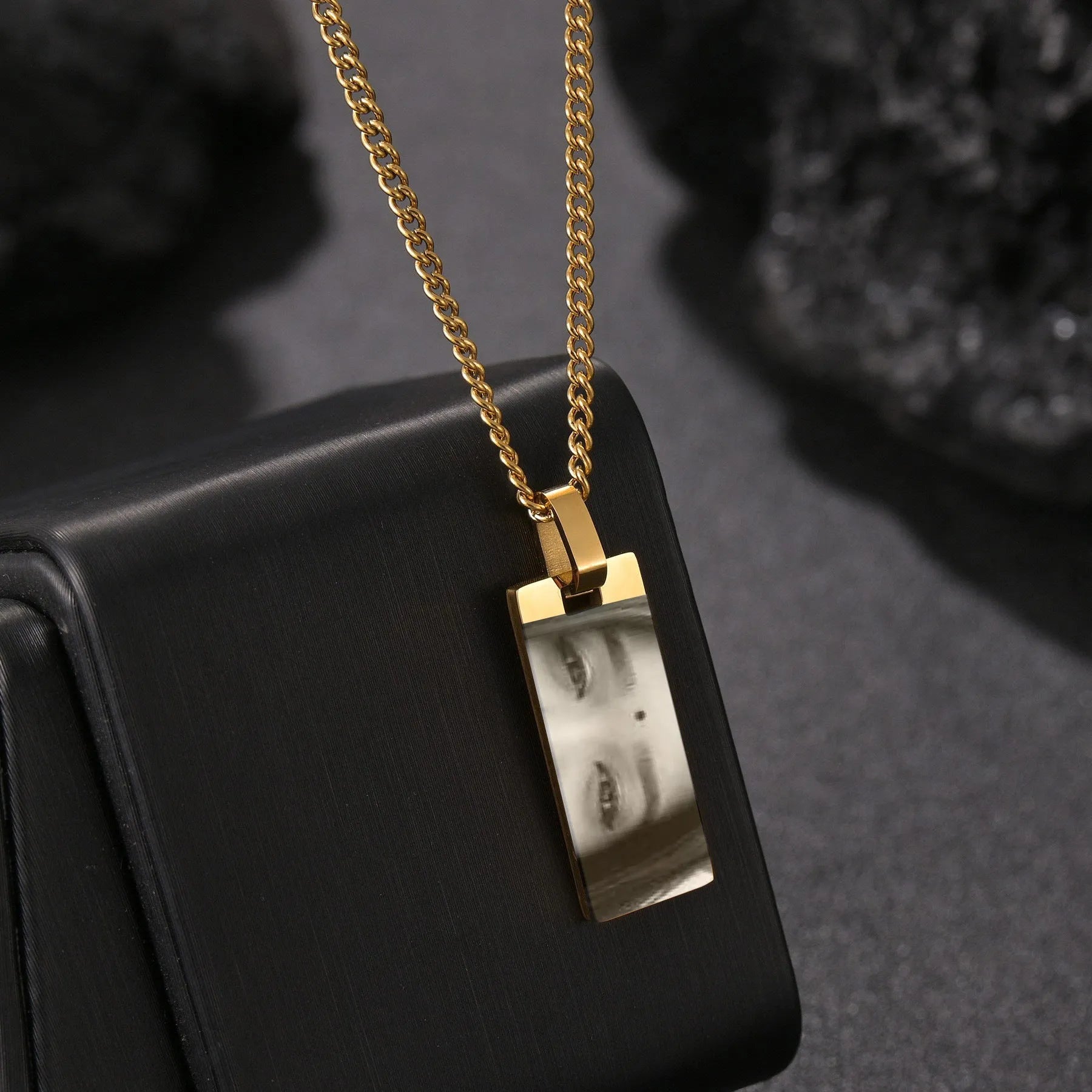 Custom stainless steel necklace with engraved eye photo on titanium steel geometric pendant, colour HZ001