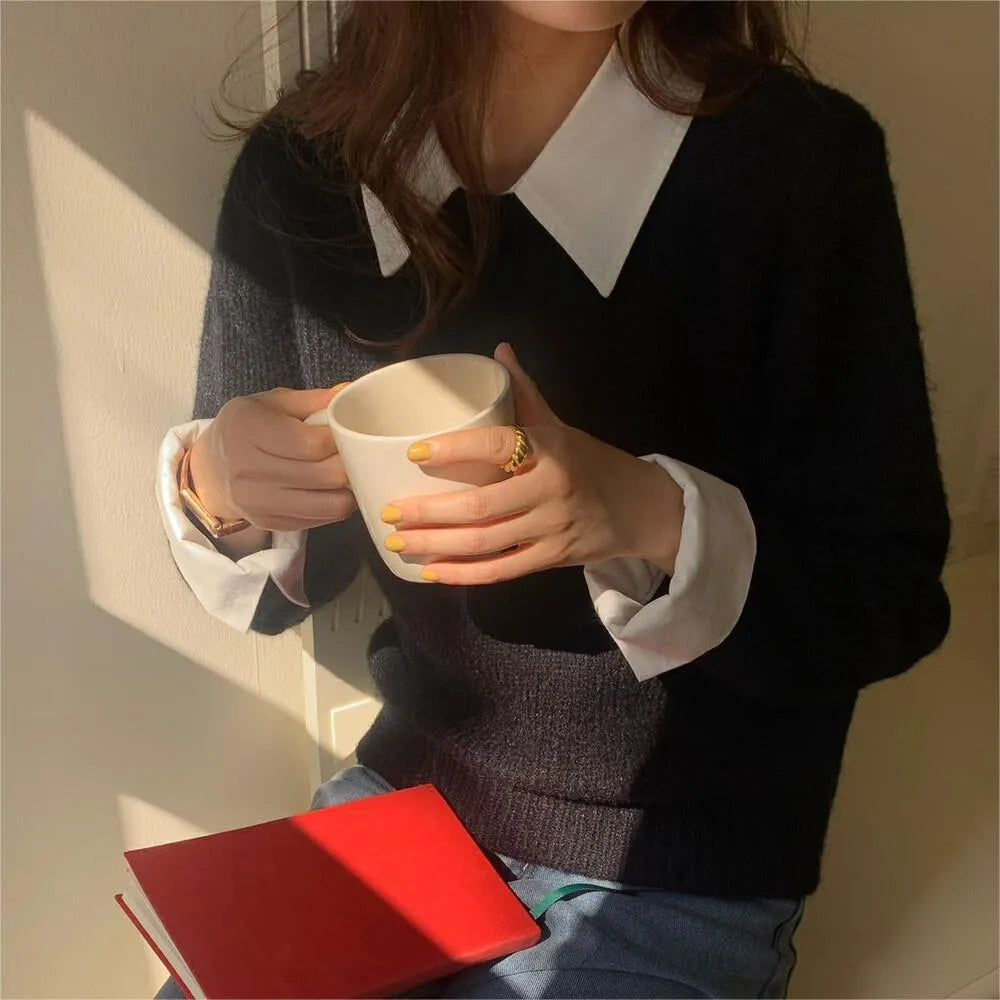 Idle Style contrast color lapels knitwear top for women, free size long sleeve polyester top in navy blue