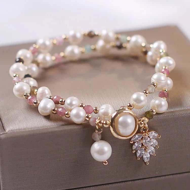 Red lucky cat charm crystal double layer bracelet with elastic closure