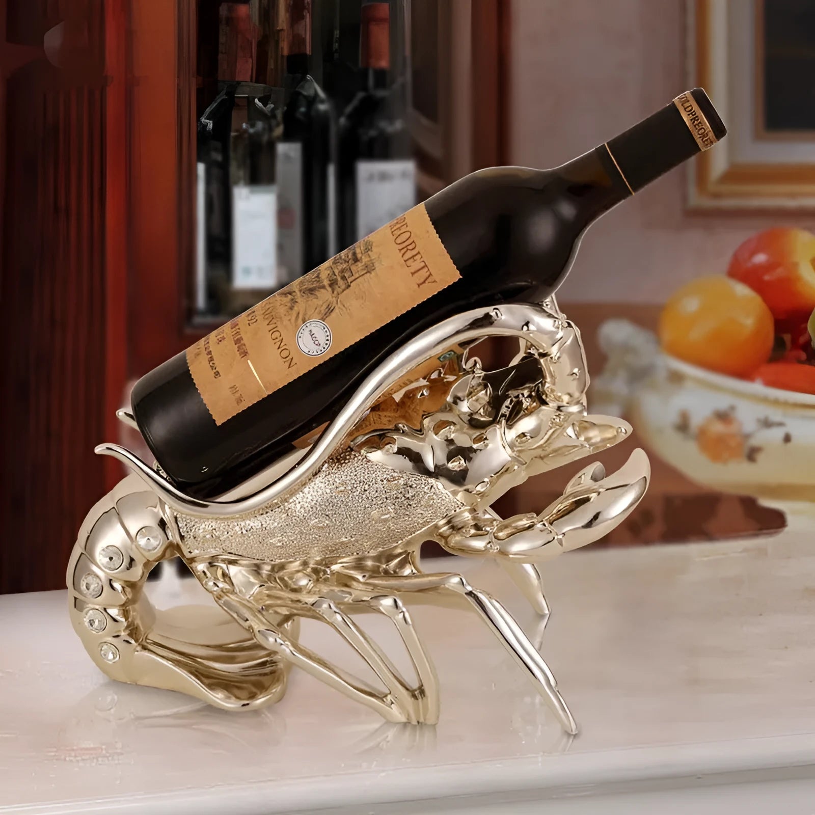 Lobster wine rack ornament in natural resin with rose gold or elegant silver finish