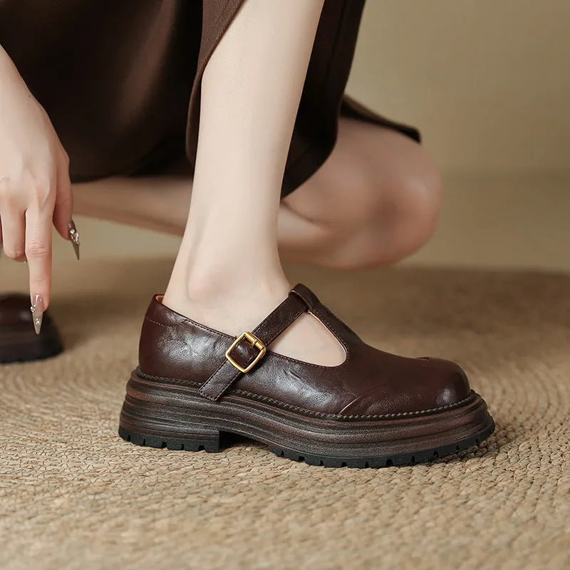 Vintage Mary Jane T-strap pumps for women, low heel, microfiber upper, round toe, buckle closure in black
